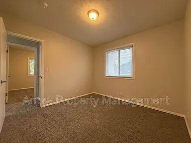 Apartment for rent at 526 S 25th St, Lincoln, NE 68510