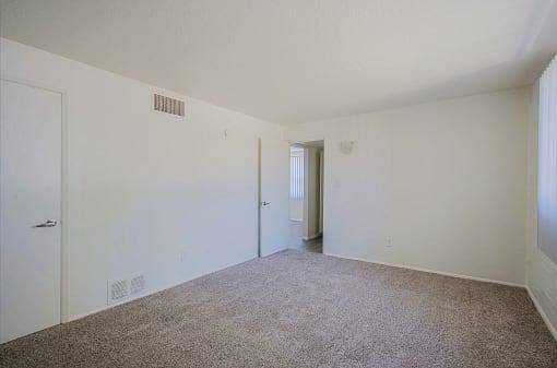 Apartment for rent at Park Lee, 1600 W Highland Ave, Phoenix, AZ 85015