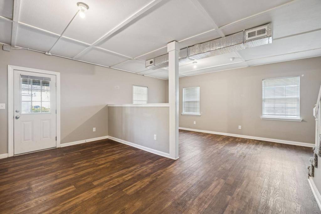 Townhouse for rent at 801 Poplar Ave #B, Springfield, TN 37172