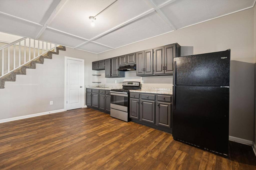 Townhouse for rent at 801 Poplar Ave #B, Springfield, TN 37172