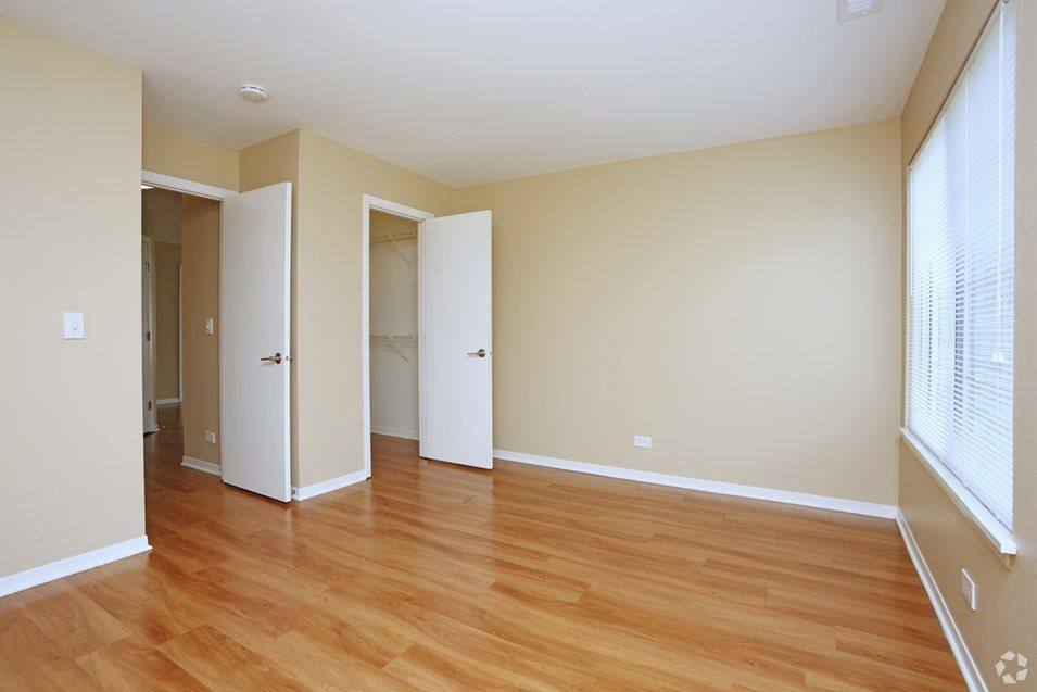 Apartment for rent at 1421 Carolina Court, Schaumburg, IL 60193