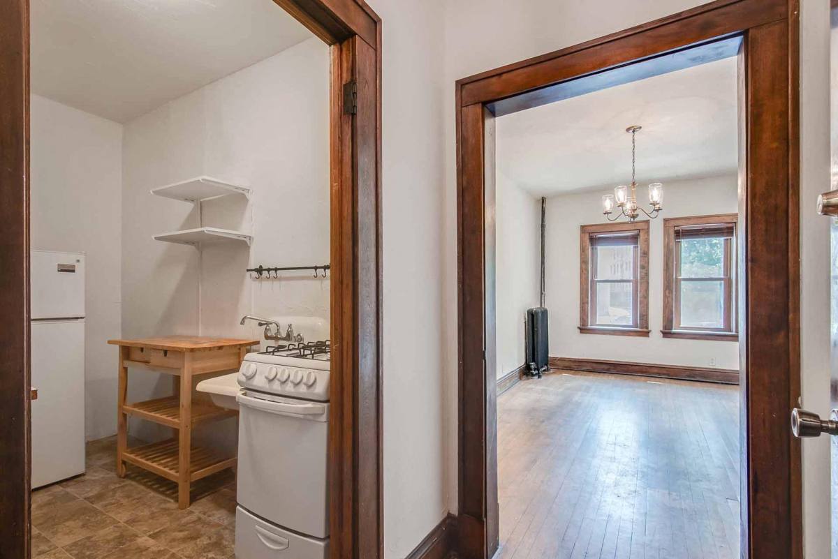 Apartment for rent at 225 W 15th St, Minneapolis, MN 55403