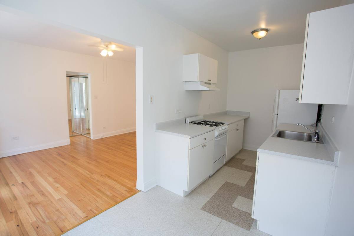 Apartment for rent at 5301 S Ellis Ave, Chicago, IL 60615