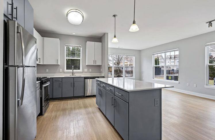 Apartment for rent at 155 King St, Cohasset, MA 02025