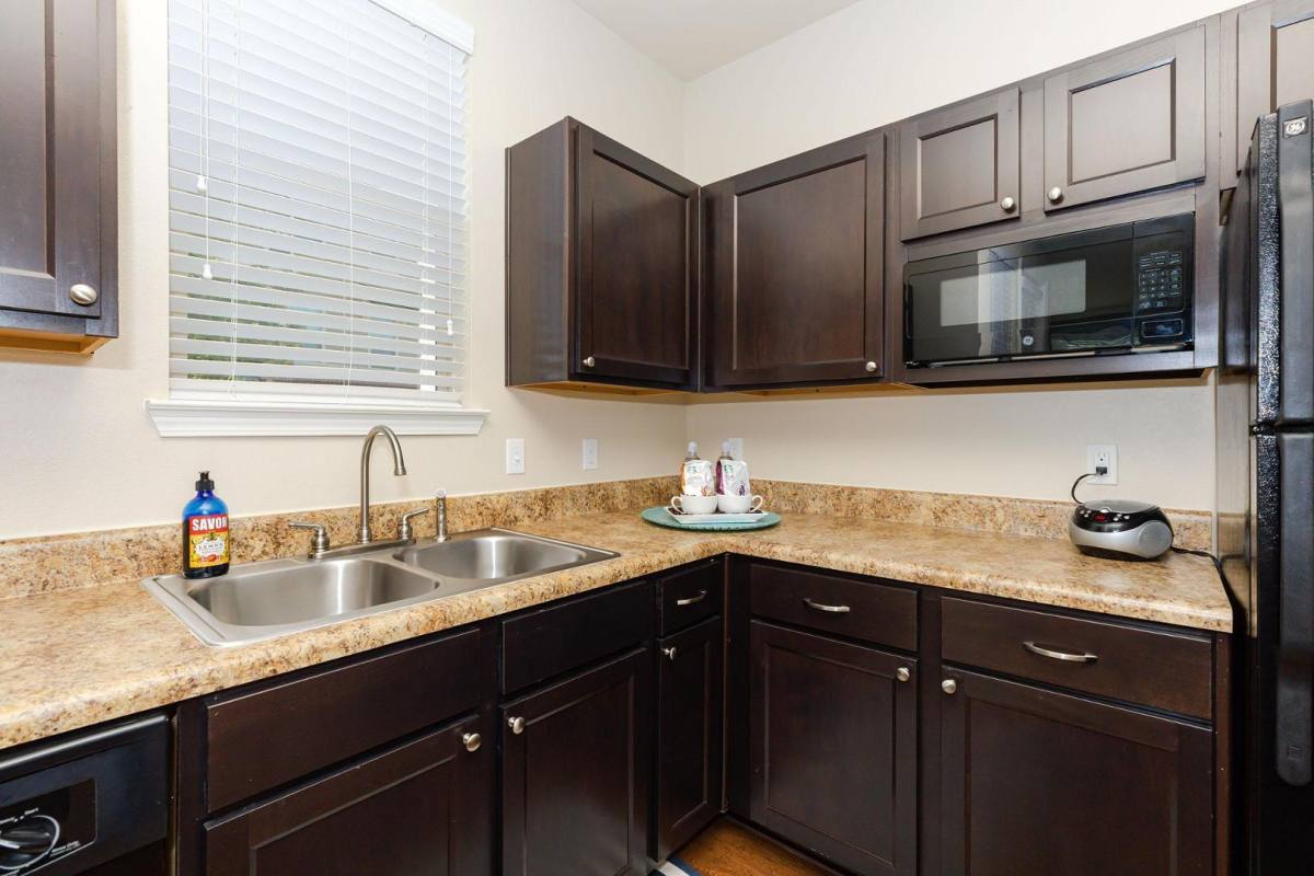 Apartment for rent at Palomar Luxury Apartment Homes, 5872 Old Jacksonville Highway, Tyler, TX 75703
