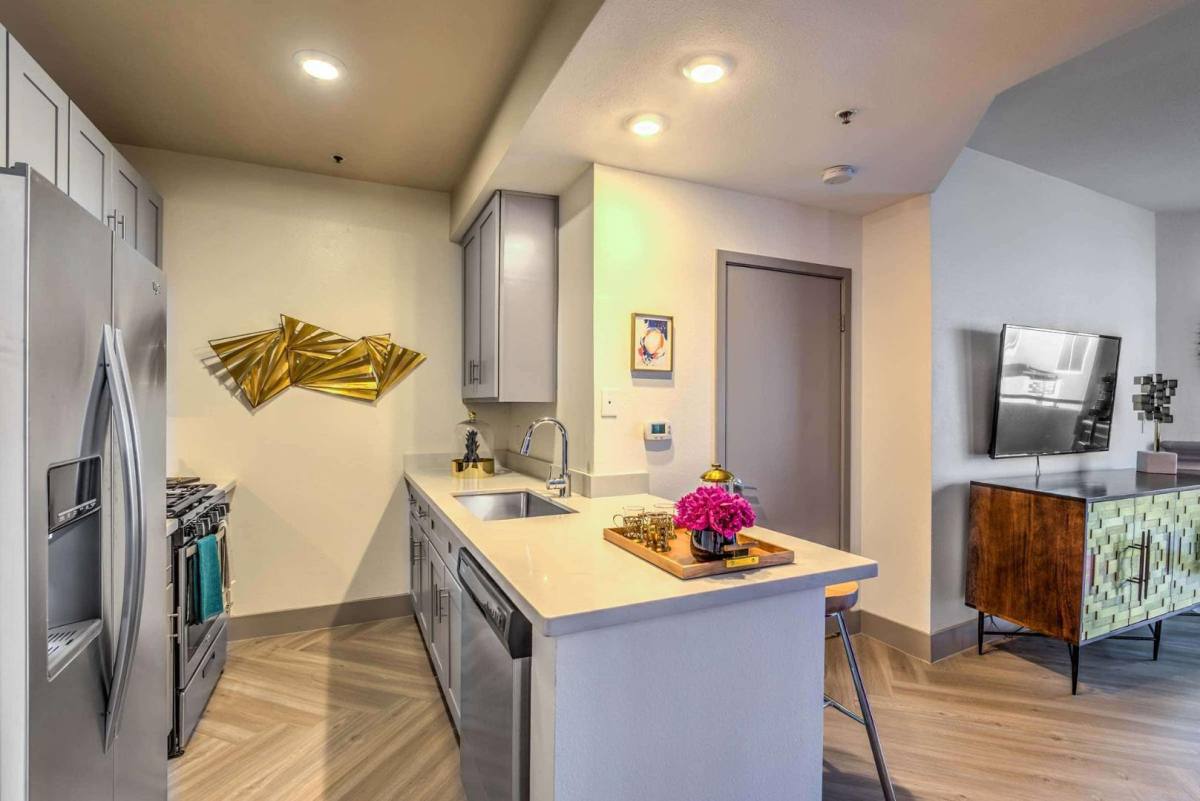Apartment for rent at Veda Luxury, 4735 Sepulveda Blvd, Sherman Oaks, CA 91403