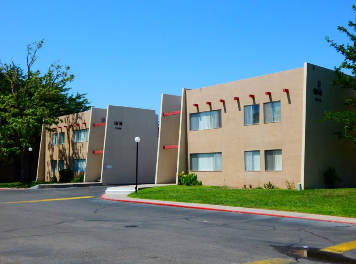 Apartment for rent at Valley, 1812 Indian School Rd NW, Albuquerque, NM 87104