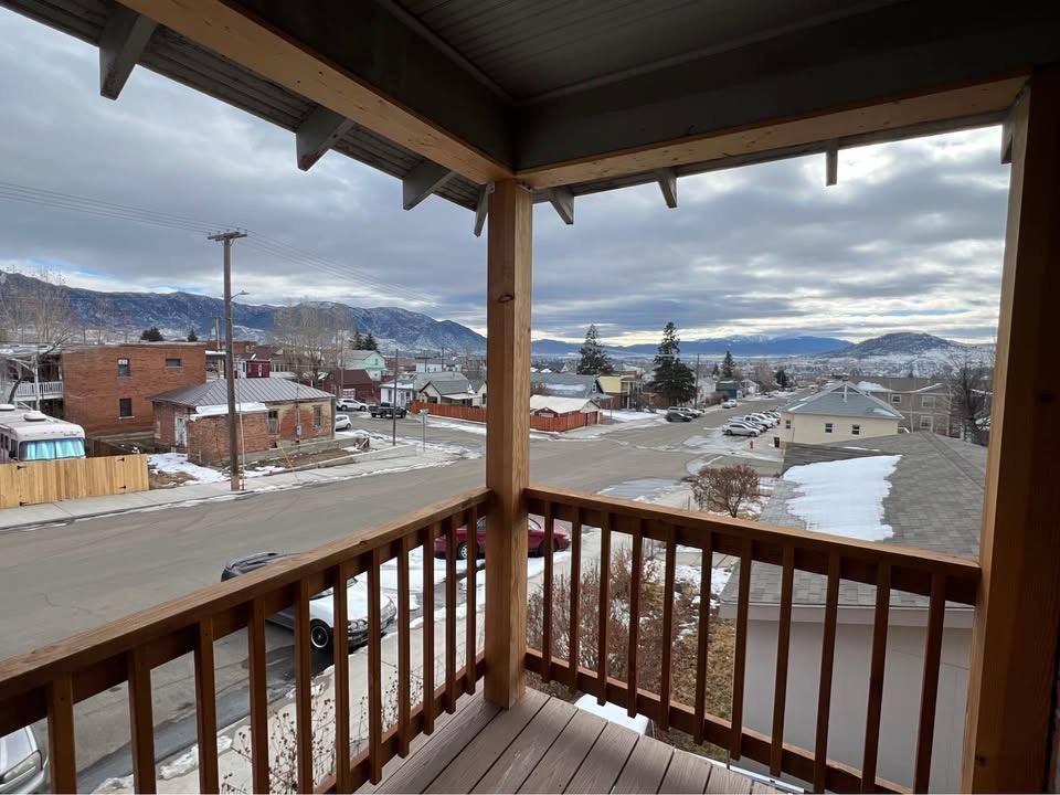 Apartment for rent at 423 1 2 S Dakota St, Butte, MT 59701