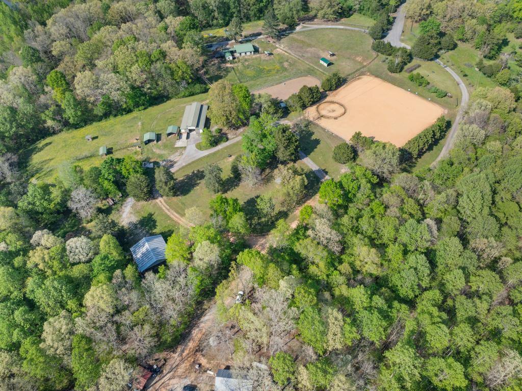 House for rent at 220 Co Rd #326, Florence, AL 35634