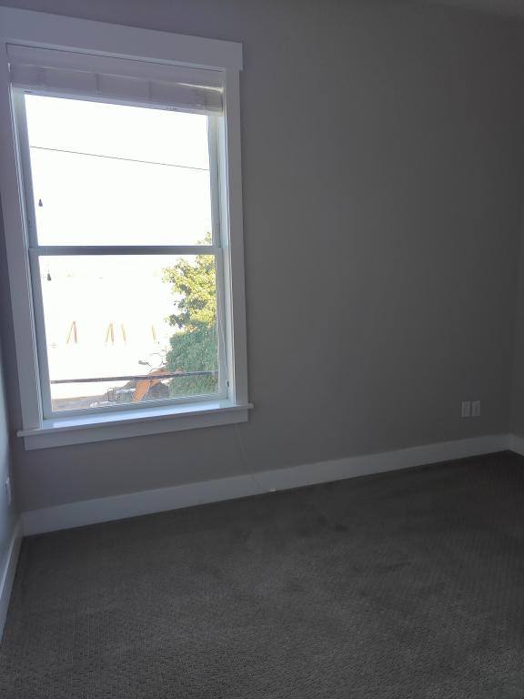 Apartment for rent at 31 Cowlitz St, Saint Helens, OR 97051