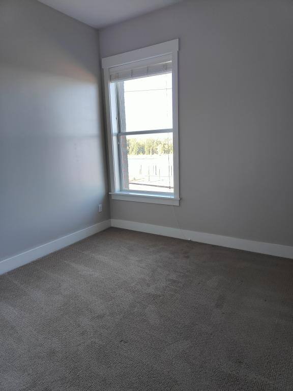 Apartment for rent at 31 Cowlitz St, Saint Helens, OR 97051