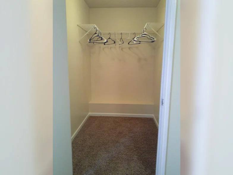 Apartment for rent at Laurel Park, 6800 Highway 161, Walls, MS 38680