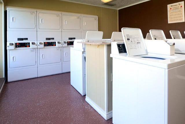 Apartment for rent at The Crossings on Walnut Hill, 2615 W Walnut Hill Lane, Irving, TX 75038
