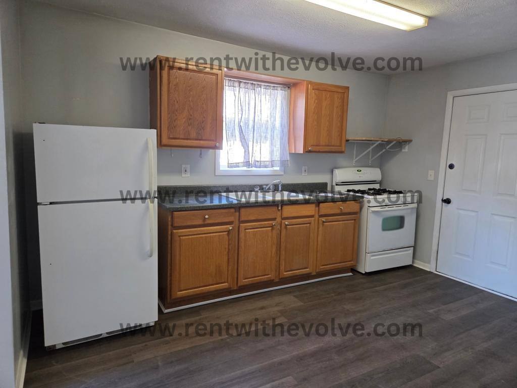 House for rent at 1708 W 11th St, Muncie, IN 47302