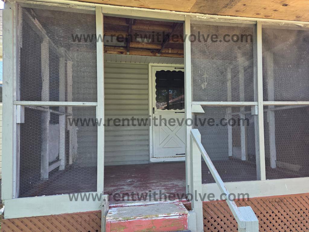 House for rent at 1708 W 11th St, Muncie, IN 47302