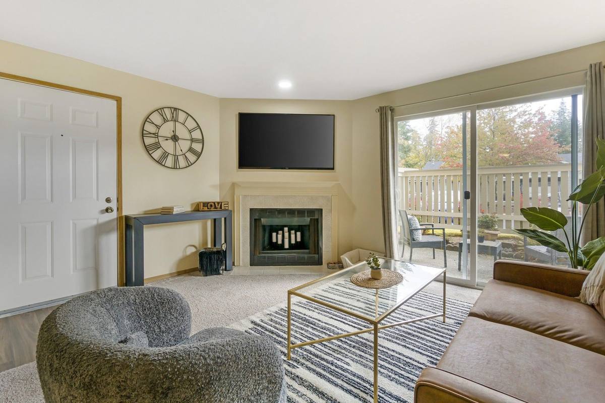 Apartment for rent at Alderwood Heights, 18124 36th Ave W, Lynnwood, WA 98037