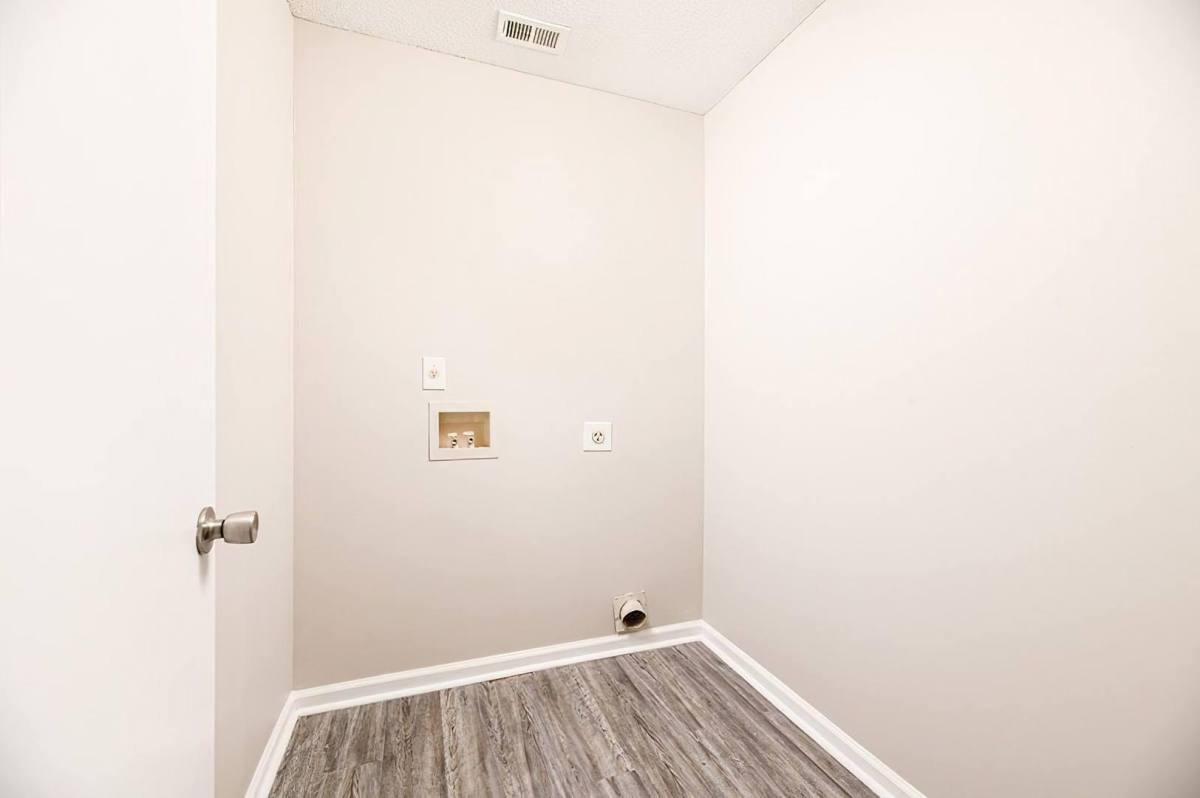 Apartment for rent at Avalon at Horn Lake, 1800 Joy Circle, Horn Lake, MS 38637