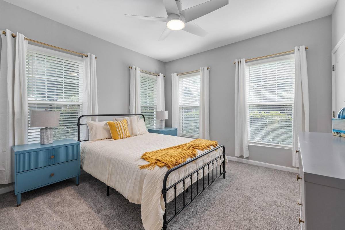 Apartment for rent at 1030 Jack Primus Rd, Charleston, SC 29492