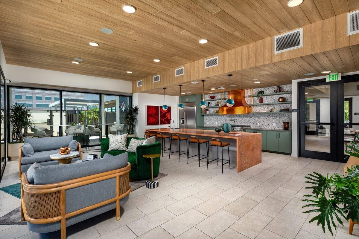 Apartment for rent at 500 W Broadway, Long Beach, CA 90802