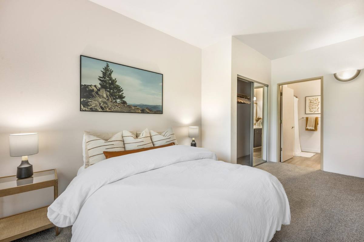 Apartment for rent at Chase Village, 375 Marche Chase Dr, Eugene, OR 97401