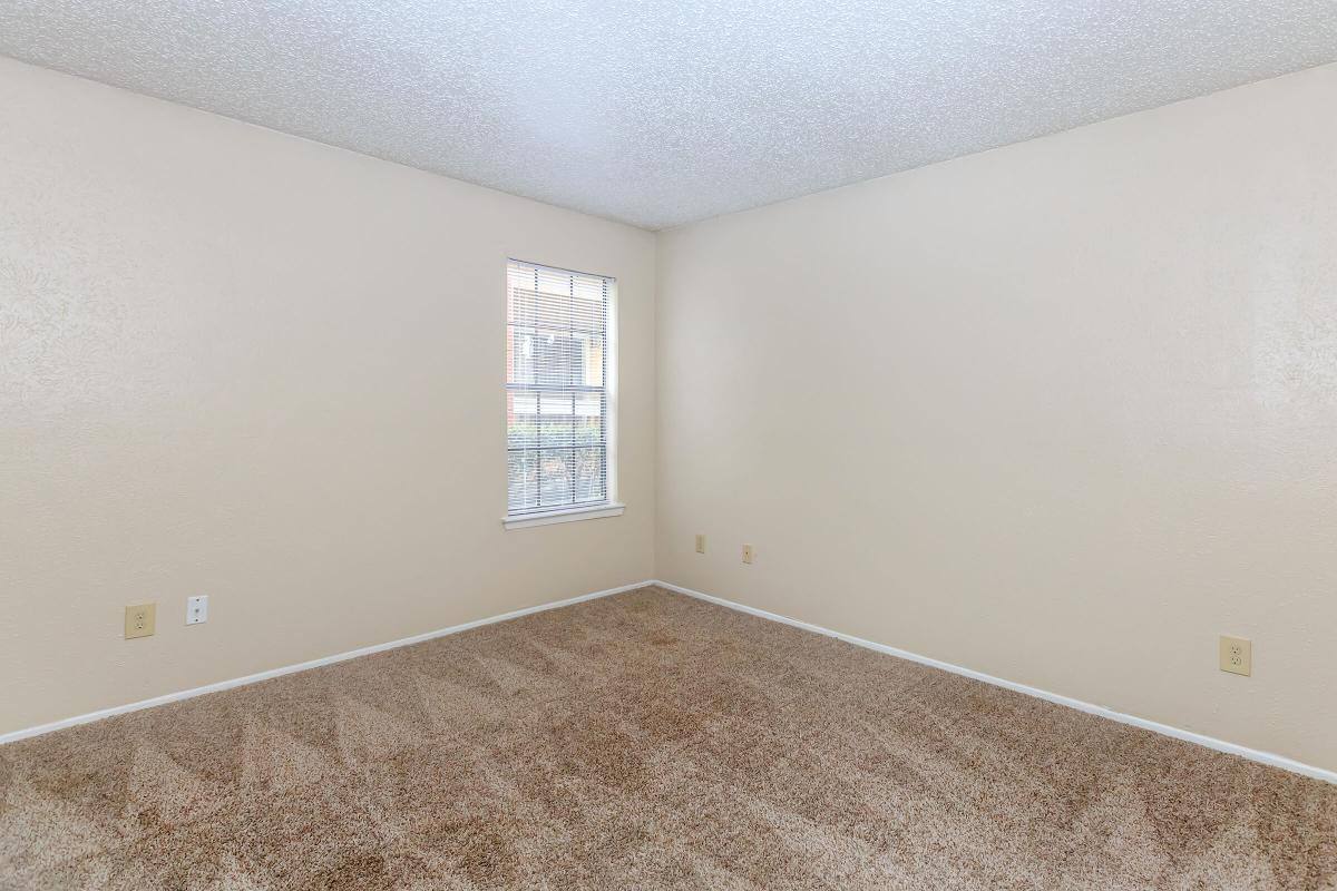 Apartment for rent at 3146 W Northgate Dr, Irving, TX 75062