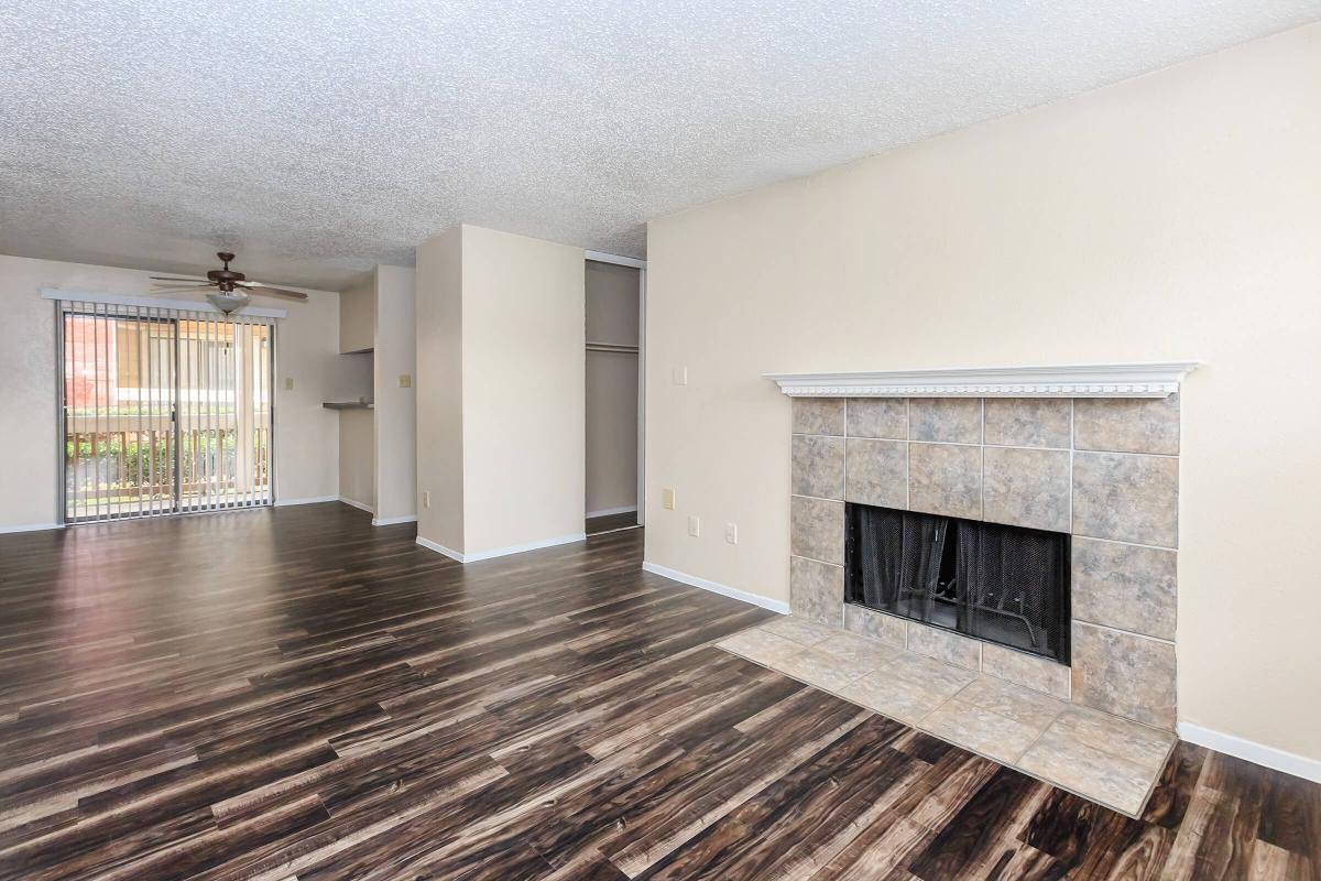 Apartment for rent at 3146 W Northgate Dr, Irving, TX 75062