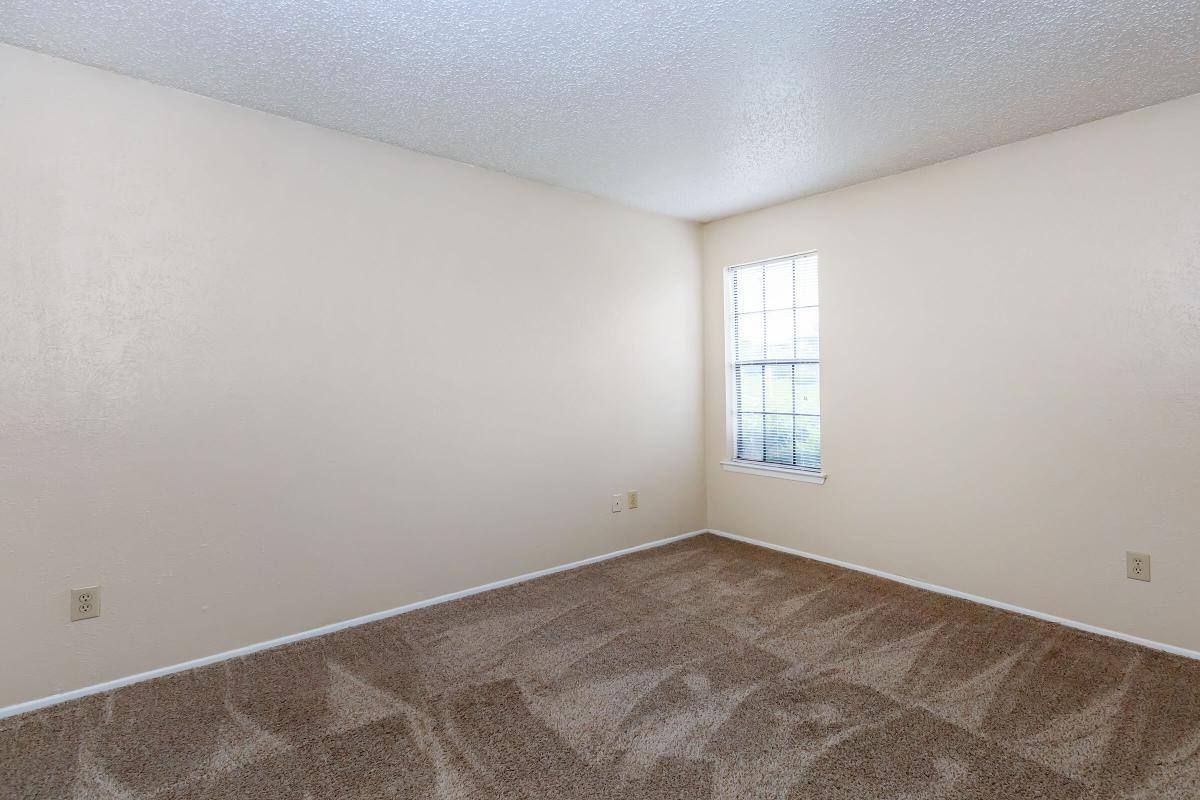Apartment for rent at 3146 W Northgate Dr, Irving, TX 75062