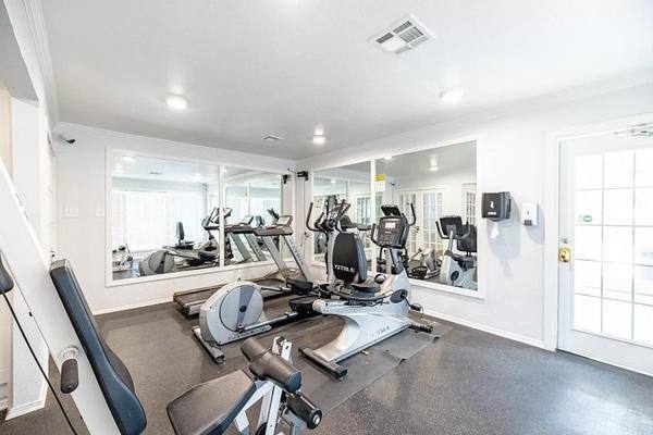 Townhouse for rent at 4822 Gus Eckert Rd, San Antonio, TX 78240