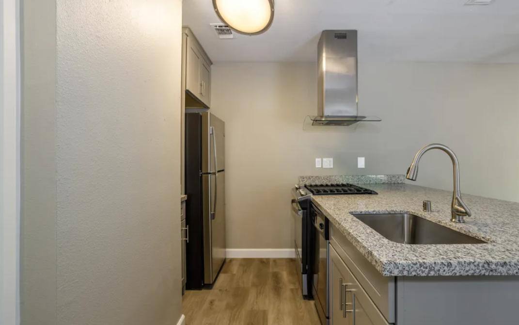 Apartment for rent at Creekside Gardens, 300 Bel Air Dr, Vacaville, CA 95687