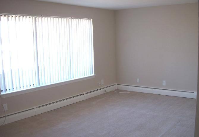 Apartment for rent at 60 Sandy Lane, Warwick, RI 02889