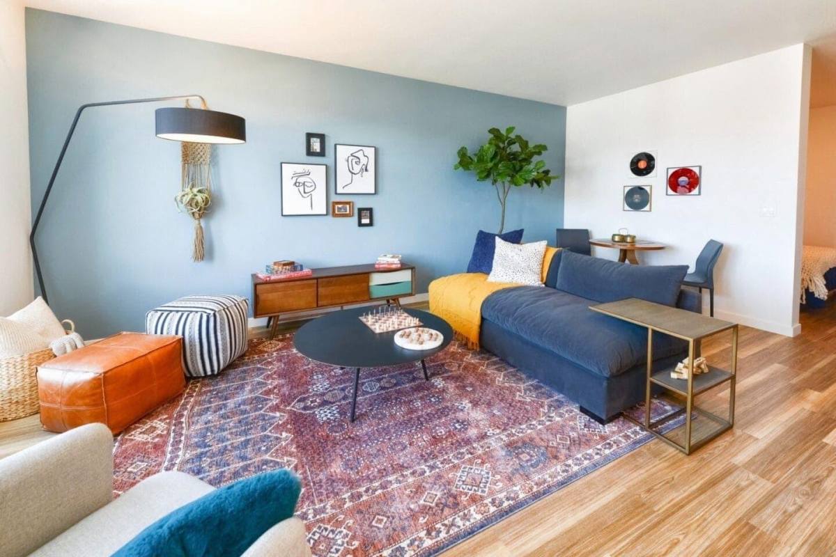 Apartment for rent at 909 SE 12th Ave, Portland, OR 97214