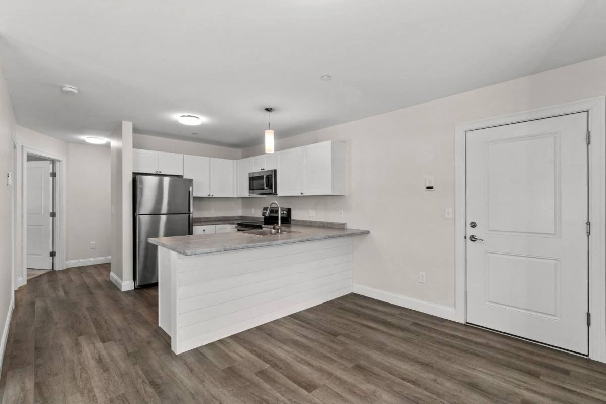 Apartment for rent at 5 Captain's Way, Brunswick, ME 04011