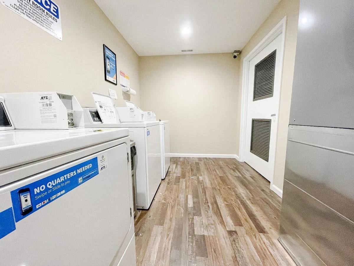 Apartment for rent at 1125 S Walnut St, Muncie, IN 47302