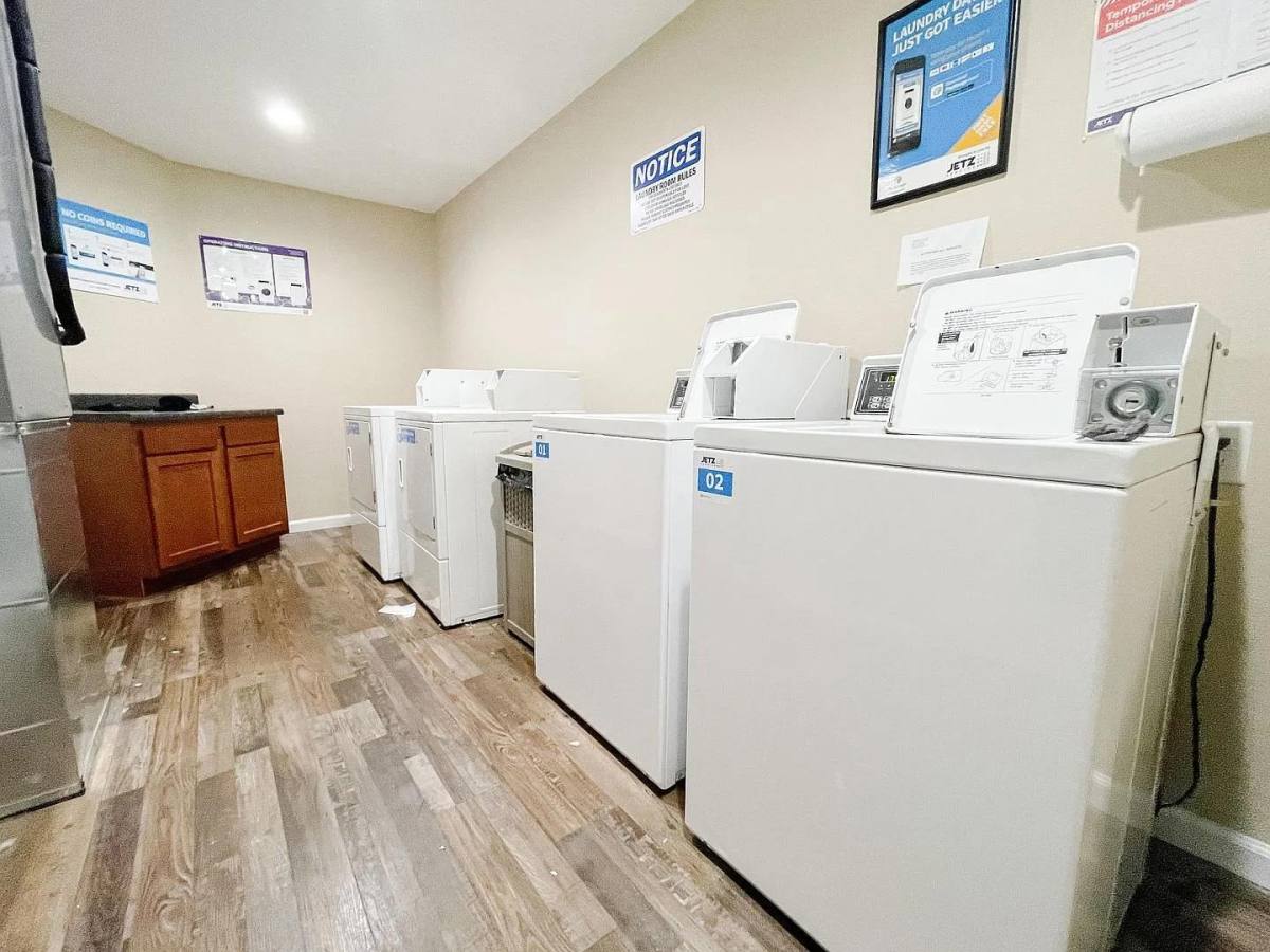 Apartment for rent at 1125 S Walnut St, Muncie, IN 47302