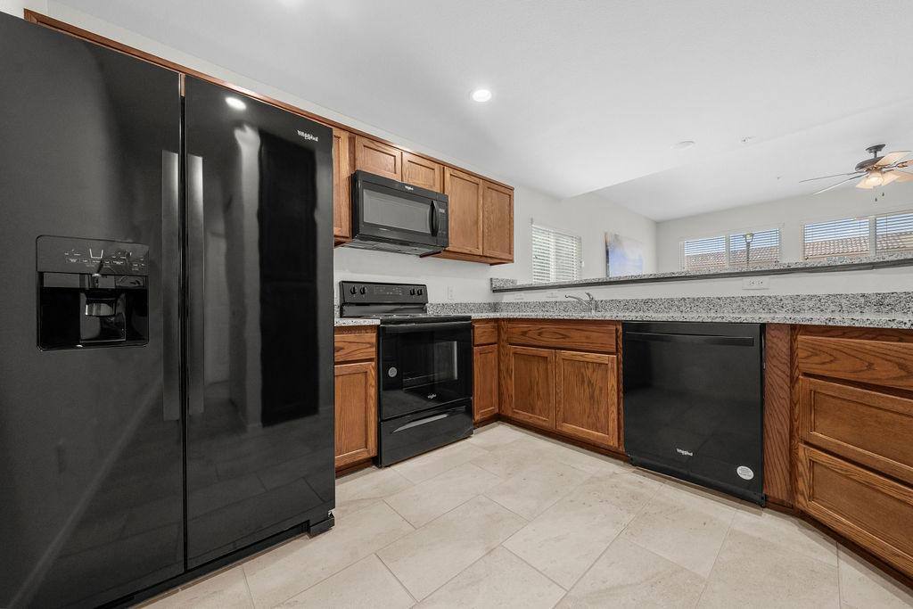 Townhouse for rent at 7649 E 44th St, Yuma, AZ 85365