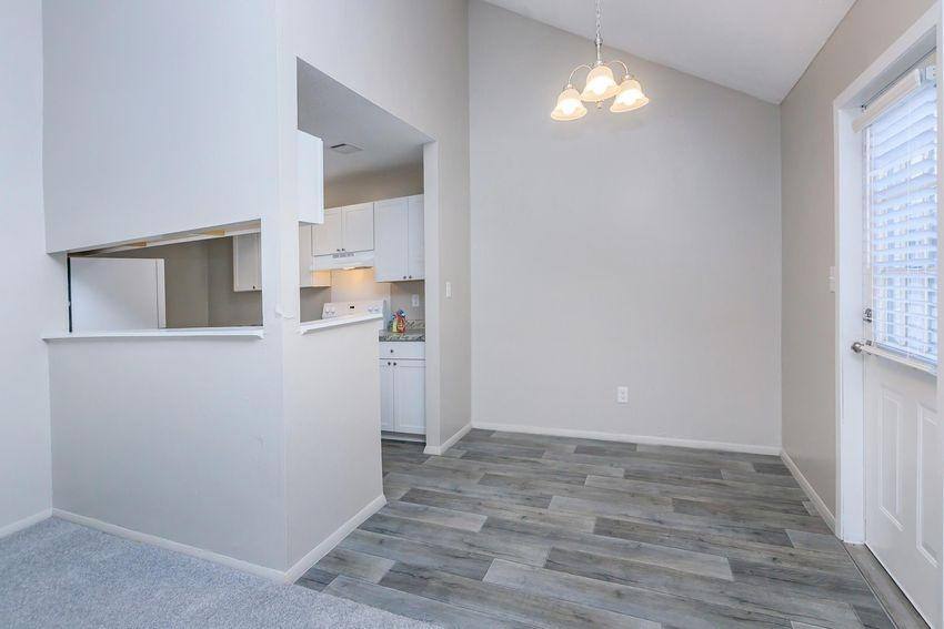 Apartment for rent at Willow Ridge, 2701 Willow Bend Dr, Meridian, MS 39301