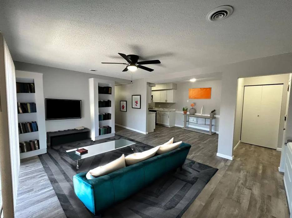 Apartment for rent at Secor Flats, 5133 Secor Rd, Toledo, OH 43623