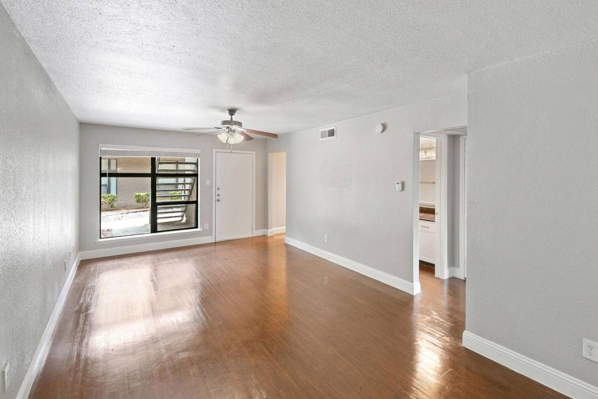 Apartment for rent at Madison, 10501 Steppington Dr, Dallas, TX 75230