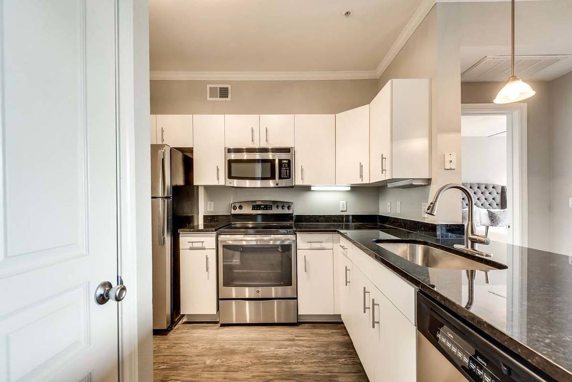 Apartment for rent at Hue at Cityplace, 2403 N Washington Ave, Dallas, TX 75204