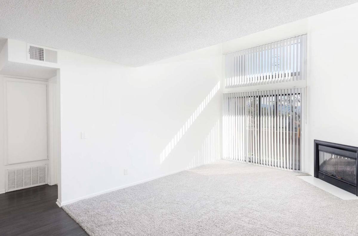 Apartment for rent at The Ritz, 4335 Vineland Ave, North Hollywood, CA 91602
