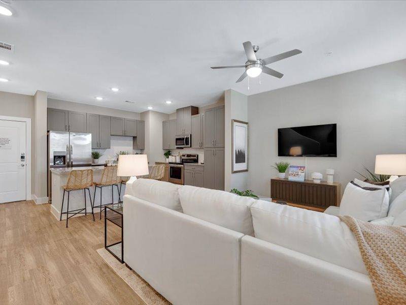 Apartment for rent at 5900 US-287, Arlington, TX 76017
