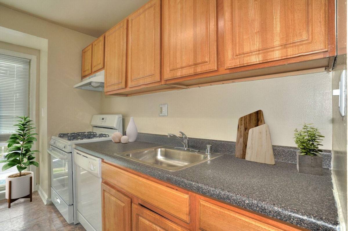 Apartment for rent at 3613 Silver Park Dr, Suitland, MD 20746