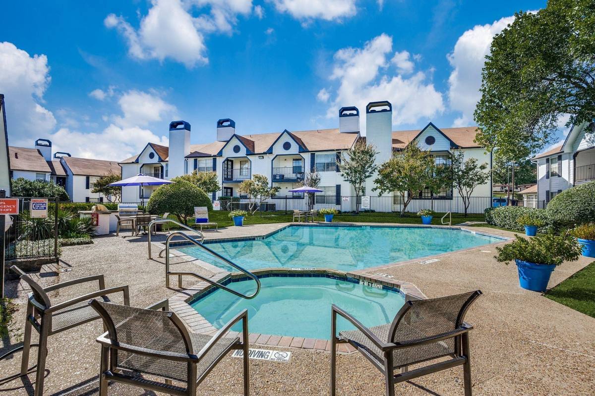 Apartment for rent at Surrey Oaks Apartment Homes, 3001 Crystal Springs St, Bedford, TX 76021