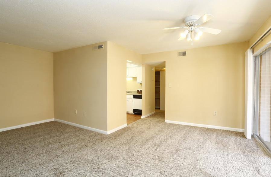 Townhouse for rent at Chatham Forest, 880 Glendale Dr, Cary, NC 27511