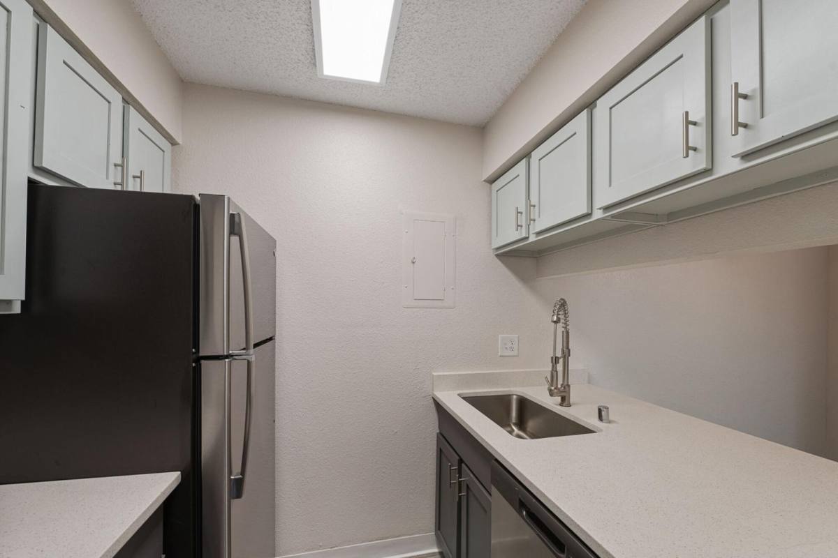 Apartment for rent at Pinewood Estates, 1401 Pennsylvania St NE, Albuquerque, NM 87110