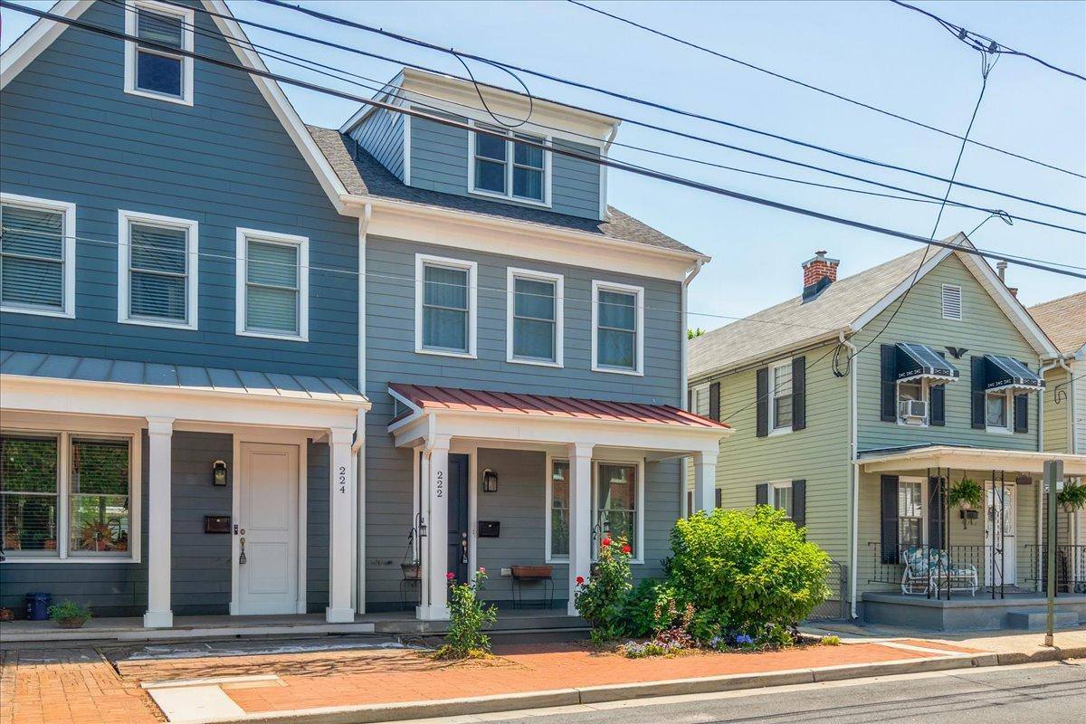 Townhouse for rent at 222 E 6th St, Frederick, MD 21701