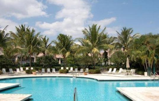 Apartment for rent at Fairway View, 6881 NW 173rd Dr, Hialeah, FL 33015