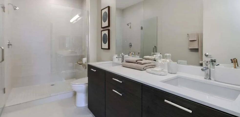 Apartment for rent at 229 Park Ave, Clarendon Hills, IL 60514