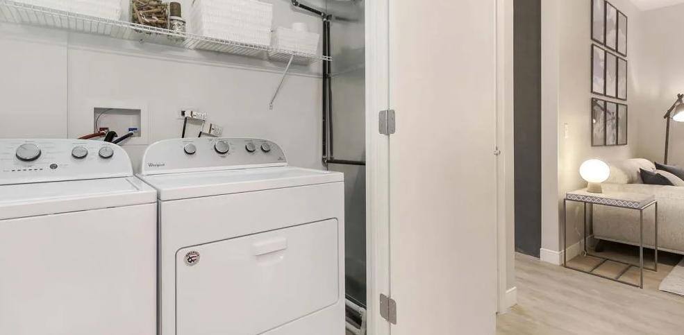 Apartment for rent at 229 Park Ave, Clarendon Hills, IL 60514