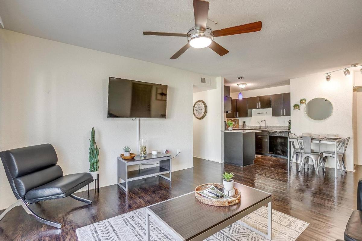 Apartment for rent at 1600 S Martin Luther King Jr Blvd, Waco, TX 76704